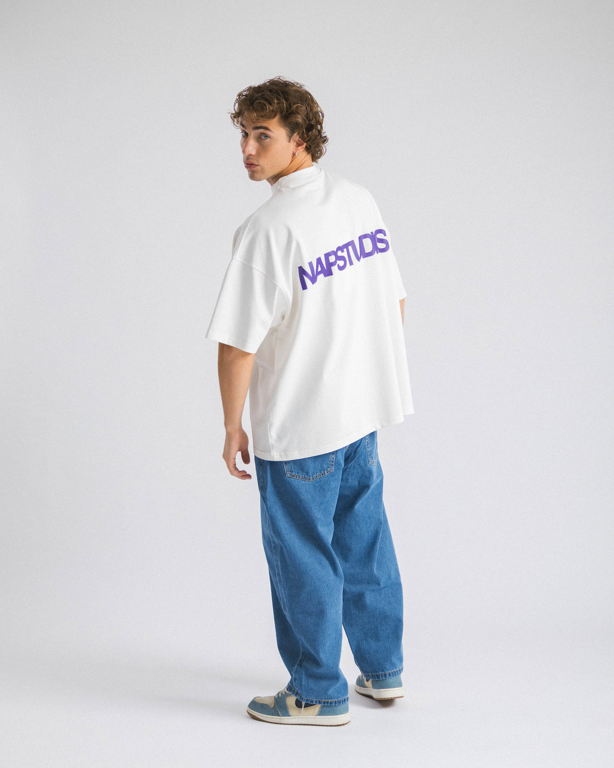 T-Shirt Logo Oversized - C256