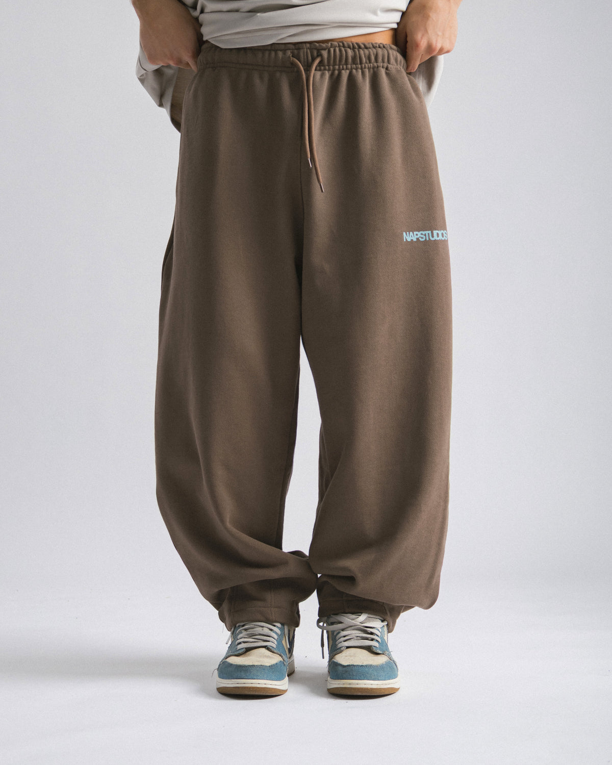 Jogger Oversized Marrone - C257
