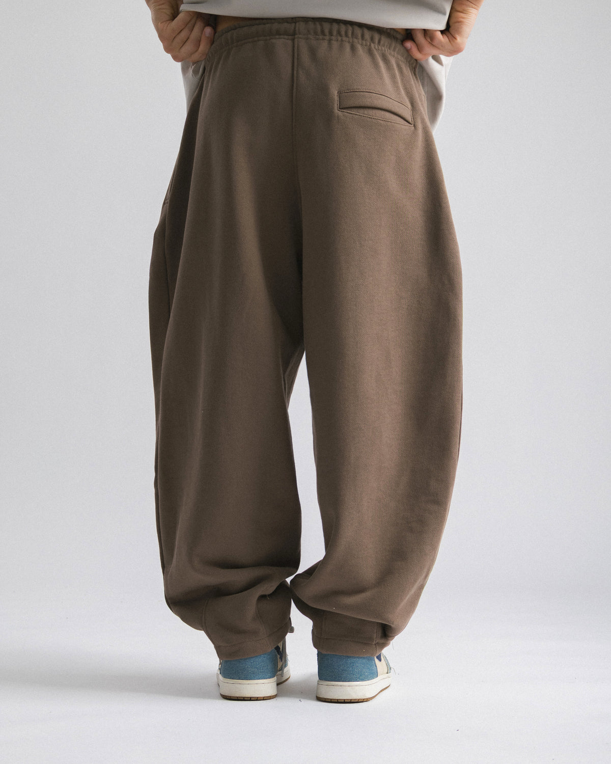 Jogger Oversized Marrone - C257