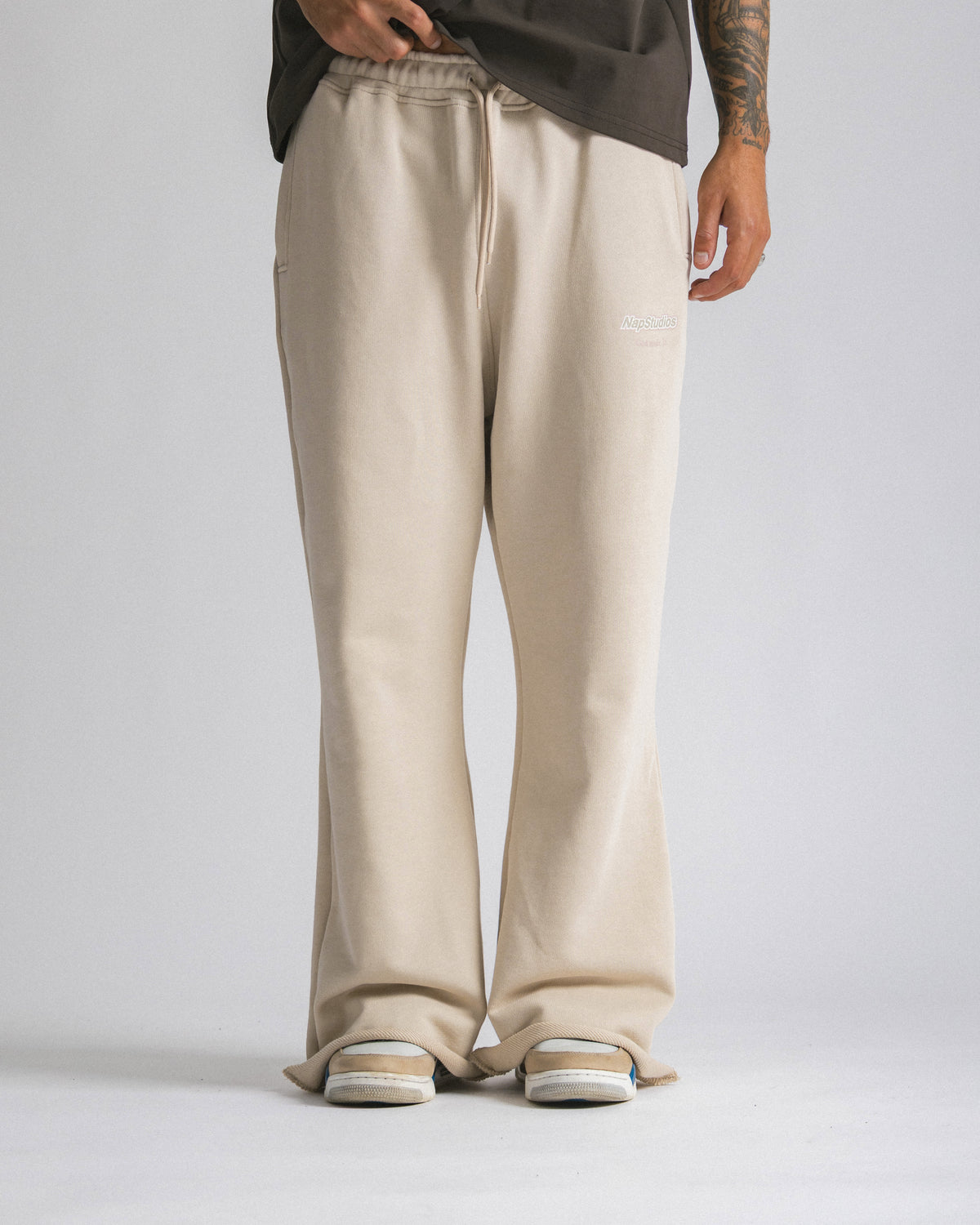 Jogger flared Cream - C276